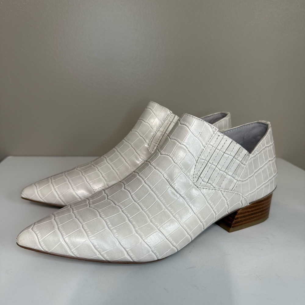 Steve Madden Arizona Croc Faux Leather Pointed Toe Western Shooties‎ Cream 8.5